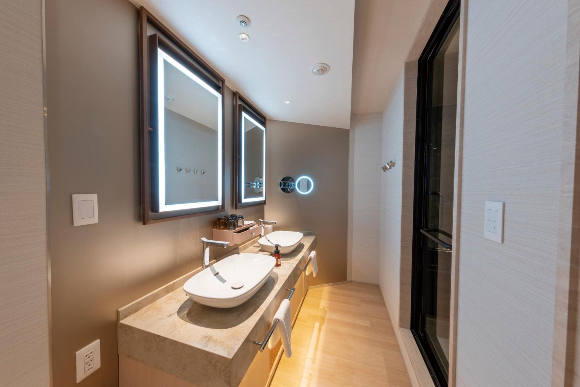 Hotel Springs Makuhari Premier ชิบะ ภายนอก รูปภาพ