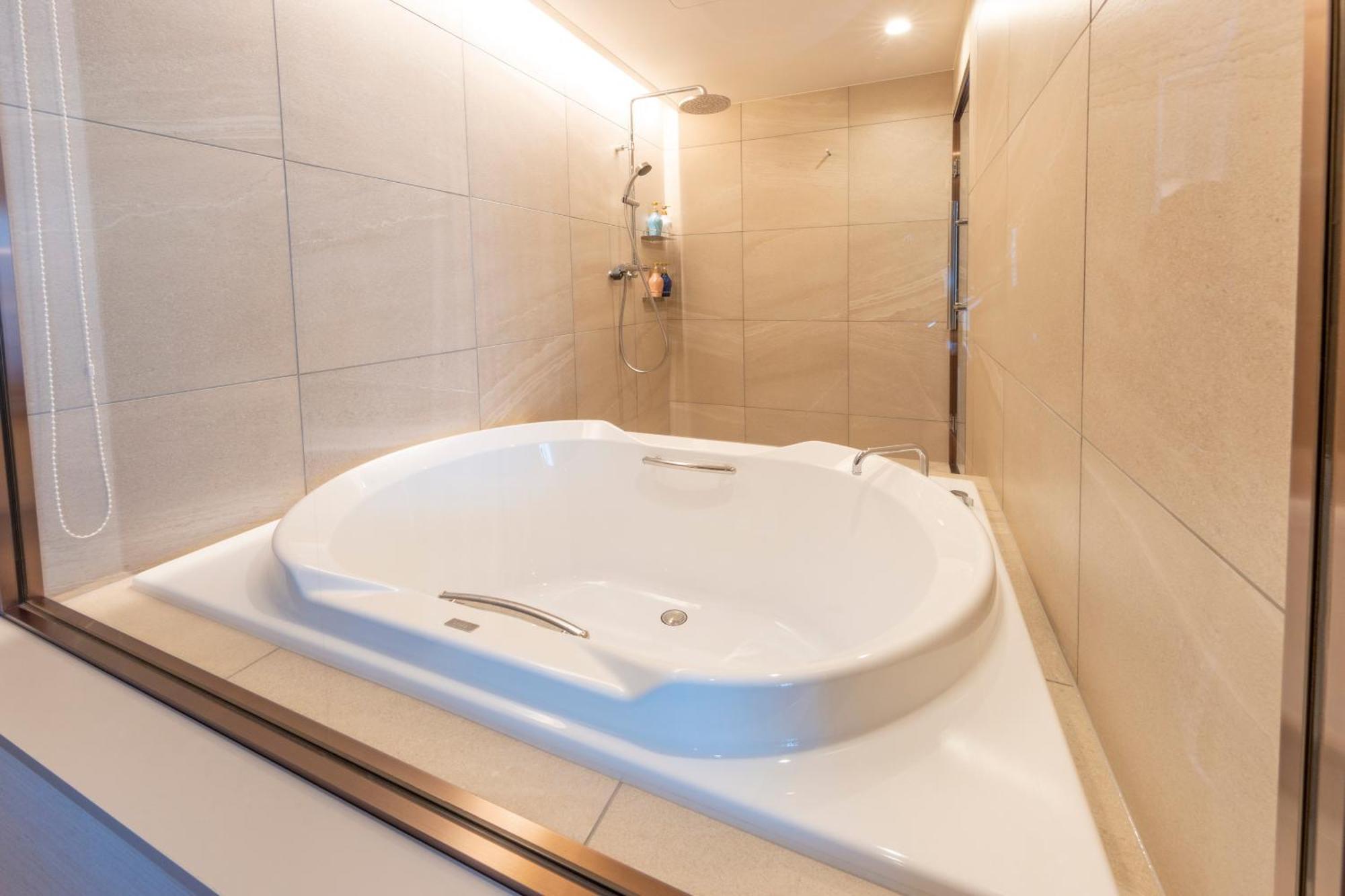 Hotel Springs Makuhari Premier ชิบะ ภายนอก รูปภาพ